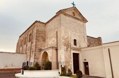 Talsano, furto nella chiesa Madonna delle Grazie: rubati oro e monili sacri prezi