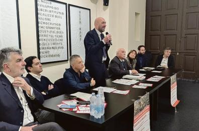 Crac Banca Popolare di Bari, risparmiatori truffati: il sindaco «chiama» il ministro