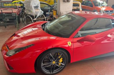 Bancarotta fraudolenta: sequestrati beni per 2 mln tra Lecco e Foggia, anche 3 Ferrari, una Porsche e una Maserati