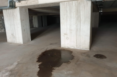 A Trani il parcheggio interrato di piazza XX Settembre è finito, anzi no: perdite d'acqua dal solaio 