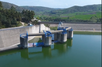 Le campagne foggiane a secco e il Molise butta acqua a mare