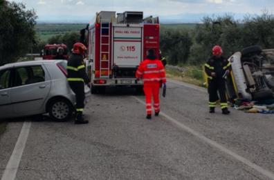  San Giovanni Rotondo, scontro tra due auto sulla SP45 bis: morto un 42enne, due i feriti