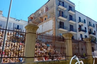 Crollo palazzina Bari, ultime analisi Arpa: «Non ci sono tracce di amianto nei dintorni»