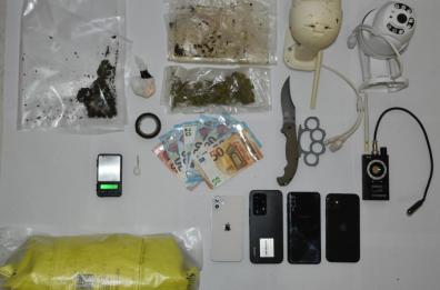 La casa era un market di cocaina: due diciassettenni arrestati a Casarano