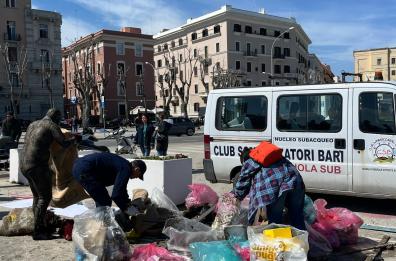 Nella Giornata della Costa 2025  tutti assieme a pulire i fondali perchè «Bari chiAMA il mare»
