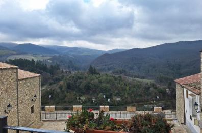 Una guest house per ospitare gli artisti nel cuore dei Monti Dauni: il progetto che riqualifica l'ex caserma di Roseto Valfortore