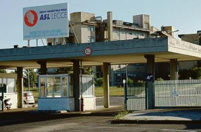 Campi Salentina, truffa alla Asl sulle ore lavorate: l'ex direttore del Distretto messo alla prova