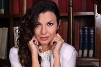 Ad un’anno dalla sua uscita nelle librerie, Claudia Conte presenta «La voce di Iside»