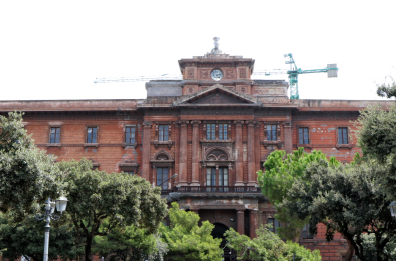 Palazzo degli Uffici a Taranto, in autunno partono i lavori per le facciate