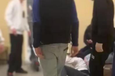 Galatina, 17enne picchiato in stazione dalla baby gang: individuati tutti gli aggressori, sequestrate pistole giocattolo