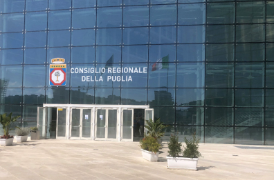 Disegno di legge per salvare i 50 consiglieri: «Seggi invariati se il calo dei residenti è del 5%»
