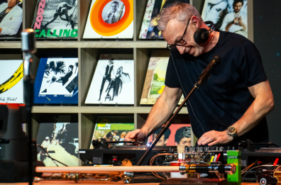 «Radio Linetti Live in Tour», il one-man show di Linus arriva al Teatro Piccinni di Bari