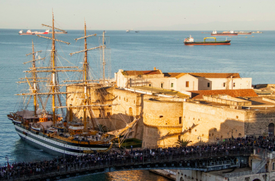 Taranto, in 70mila su Nave Vespucci: confermato il successo della tappa ionica 