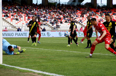 Dopo Bari-Modena, Moreno Longo non si abbatte: «Episodi decisivi ma ce la giochiamo»