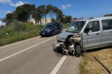 Incidente a Squinzano, 76enne perde il controllo dell'auto: ricoverato