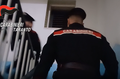 Fiumi di droga e armi a Palagiano: cinque arresti e due obblighi di firma
