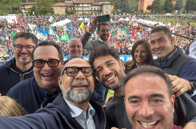 Vannacci a Bari: «Decaro riunisce nel “campo santo” Pd-5S, no-Tap e anti-industrialisti»
