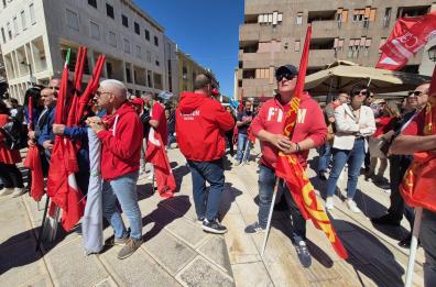 «Uniti per un lavoro sicuro», anche a Matera i sindacati sfilano per dire basta alle morti bianche