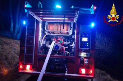 Terlizzi, ignoti danno alle fiamme la villa della vicecomandante della polizia locale 