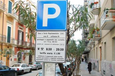 Parcheggi a Bari, per la festa di San Nicola cambiano le regole della ZSR: ecco le modifiche