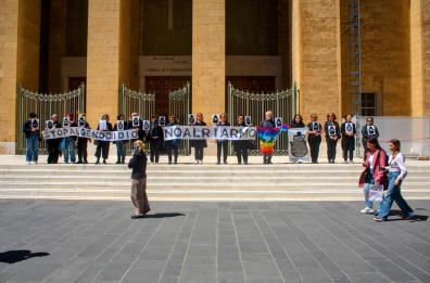 La lite tra turista israeliana e ristoratrice proPal a Napoli ha un riverbero barese: la denuncia delle attiviste Donne in Nero