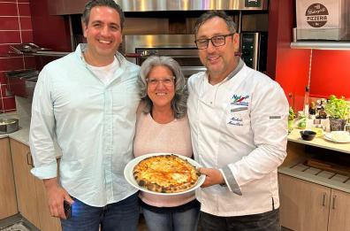 Da New York a Cassano per riscoprire le sue origini: la storia del pizzaiolo Stephen