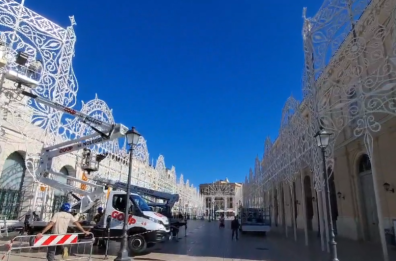 San Nicola, stasera l'accensione delle luminarie in piazza del Ferrarese a Bari vecchia