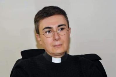 «Don Michele è indagato», ma è un bufala: la fake news fatta girare sui social per infangare il prete di Massafra