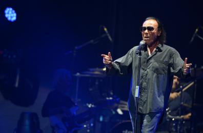  «Il video degli insulti alla disabile è fake, ho denunciato»: Antonello Venditti torna sul caso del concerto di Barletta