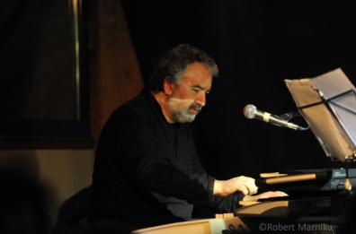È morto Teo Ciavarella, il pianista dal Foggiano che suonò con Dalla, Conte e Capossela