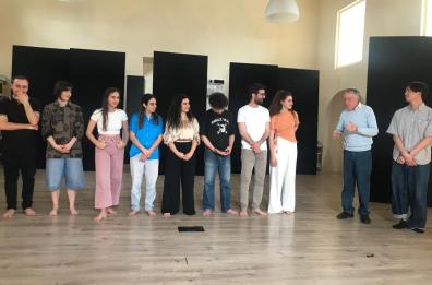 Lecce, nell'ex Convitto Palmieri «Il corpo armonico»:  movimenti e suoni della voce in piena libertà
