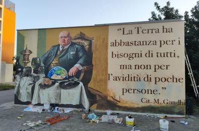 Quattro murales contro lo spreco alimentare: arte e cittadinanza attiva al quartiere Cerulli di Mola di Bari