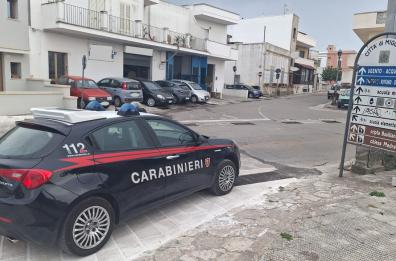 Sei furti in due mesi ad Aradeo e dintorni, in case e supermercati, per rubare elettrodomestici e cibo: arrestato un 30enne