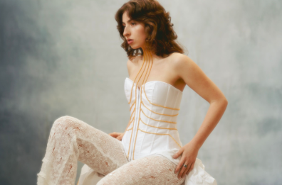 Lauryyn e il suono dell’instabilità: «Aritmia» è il ritratto musicale di una generazione che cerca sé stessa
