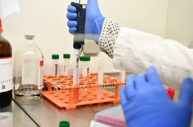 Oncologico di Bari, al via test per il vaccino contro tumore al polmone: il Giovanni Paolo II unico in Puglia
