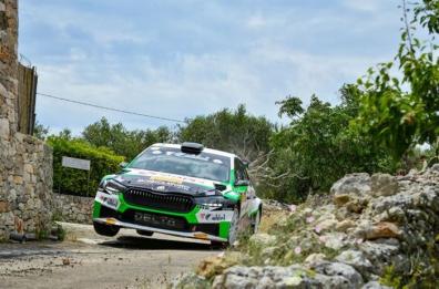 Giuseppe Testa su una Skoda Fabia vince il 57° rally del Salento