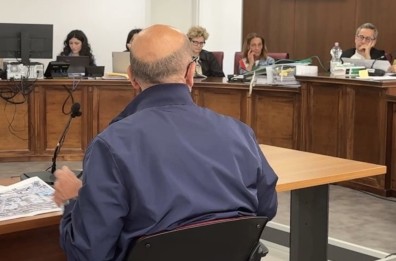 I proiettili alle spalle, l'arma distrutta: tutti i buchi nella versione dell'assassino del fisioterapista