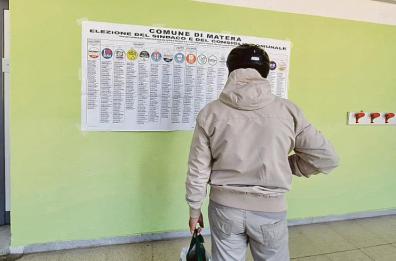 A Matera (senza il Pd) la corsa dei 5 aspiranti