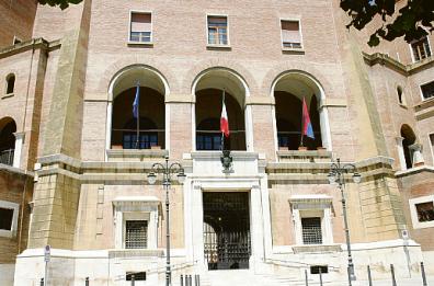 Foggia, l’ex dg comunale e l’ex consigliere condannati a risarcire il Comune per 228mila euro