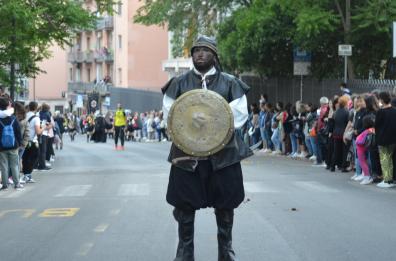 A Potenza è il giorno della Parata dei Turchi, stasera 1300 figuranti arriveranno nel centro storico
