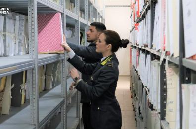 Taranto, falsa documentazione per accedere al reddito di cittadinanza: in 9 segnalati dalla Guardia di Finanza