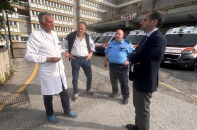 Bari, il sottosegretario Gemmato e il senatore Melchiorre in visita all'ospedale San Paolo 