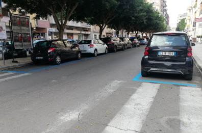 Lecce, per i parcheggi il Comune agevola i residenti: niente ticket nelle aree vicine all’abitazione