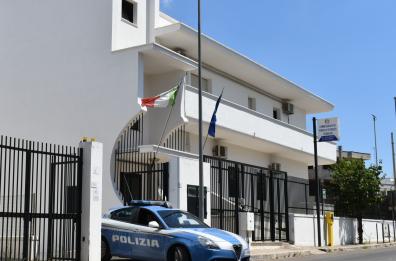 Taurisano, picchiava la moglie davanti ai figli: arrestato 37enne