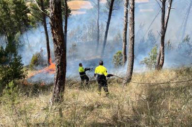 Lucera, dilagano gli incendi: a fuoco anche collina nei pressi dell'ospedale 