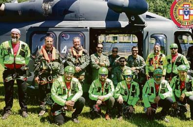 Latronico, ecco l'esercitazione sul campo del Soccorso alpino lucano con l’Aeronautica militare