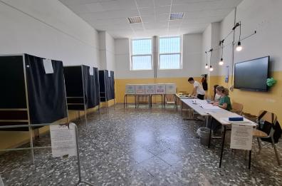Urne chiuse, ai ballottaggi in Puglia l'affluenza supera il 50%