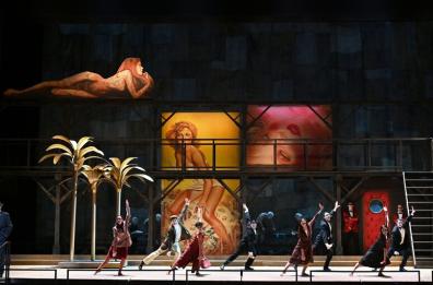 Bari, al Petruzzelli va in scena «Ascesa e caduta della città di Mahagonny» di Kurt Weill/Bertolt Brecht