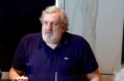 La grana per Emiliano rimasto senza numeri. Oggi vertice di maggioranza: l’ipotesi di un rimpasto in giunta