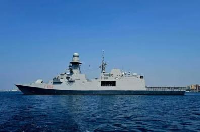 Esercitazioni a Taranto per la fregata Spartaco Schergat